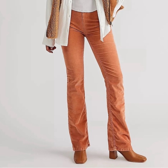 We The Free The Jenny Slim Flare Corduroy pants Cognac Side zip Women’s 27 NEW - Picture 3 of 13